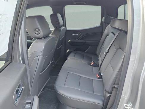 New 2026 Chevrolet Colorado LT w/ LT Convenience Package image 7