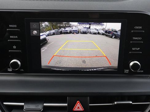 Used 2024 Kia Seltos LX image 38