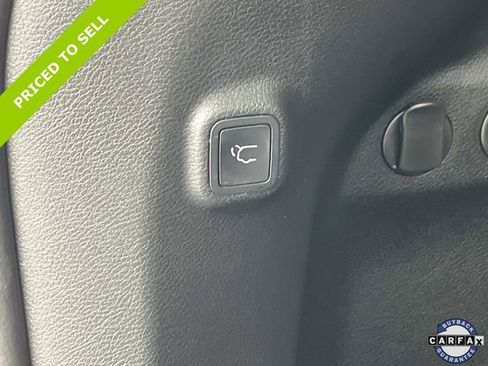 Used 2019 Jeep Cherokee Limited image 13