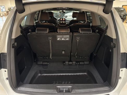 Used 2022 Honda Odyssey Elite image 8