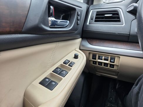 Used 2019 Subaru Outback 2.5i Limited image 18