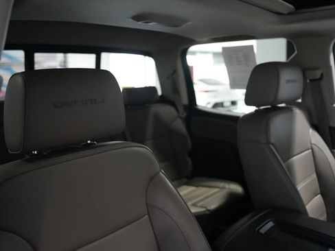 Used 2016 GMC Sierra 1500 Denali w/ Denali Ultimate Package AWD/4WD image 20