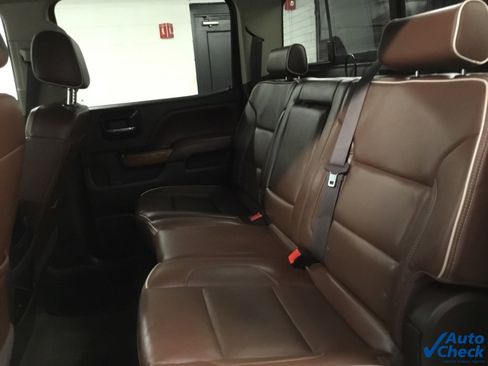 Used 2017 Chevrolet Silverado 1500 High Country image 36
