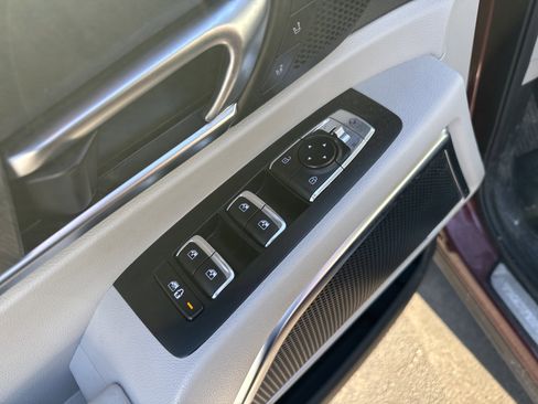 Used 2023 Kia Telluride SX image 17