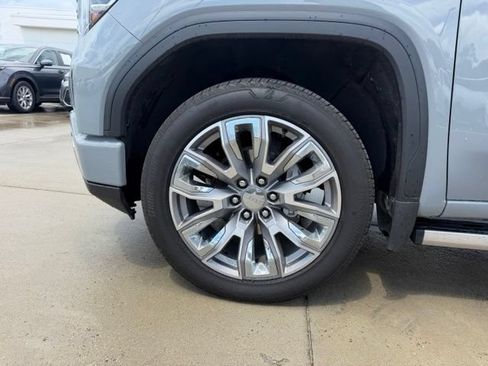 Used 2025 GMC Sierra 1500 Denali w/ Denali Reserve Package AWD/4WD image 10