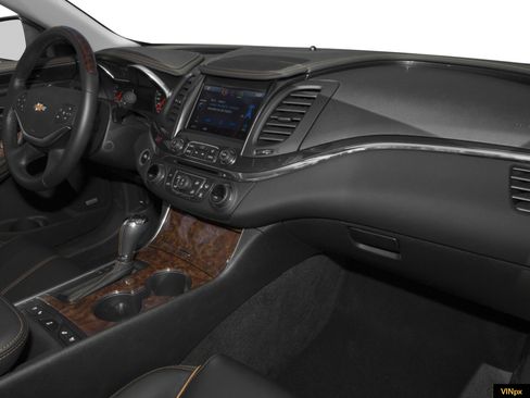 Used 2016 Chevrolet Impala LTZ w/ Enhanced Convenience Package FWD image 5