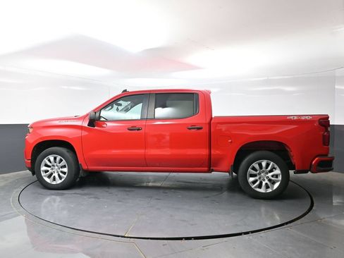 Used 2019 Chevrolet Silverado 1500 Custom w/ Infotainment Package AWD/4WD image 9