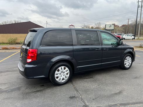 Used 2014 Dodge Grand Caravan SE w/ Quick Order Package 29E SE image 8