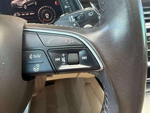 Used 2018 Audi Q7 3.0T Prestige AWD/4WD image 27