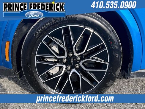 Used 2025 Ford Mustang Mach-E Premium image 9