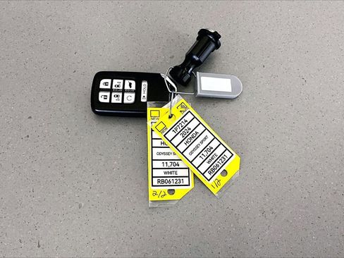 Used 2024 Honda Odyssey Sport image 11