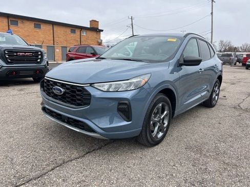 Certified 2024 Ford Escape ST-Line w/ Tech Pack #1 image 27