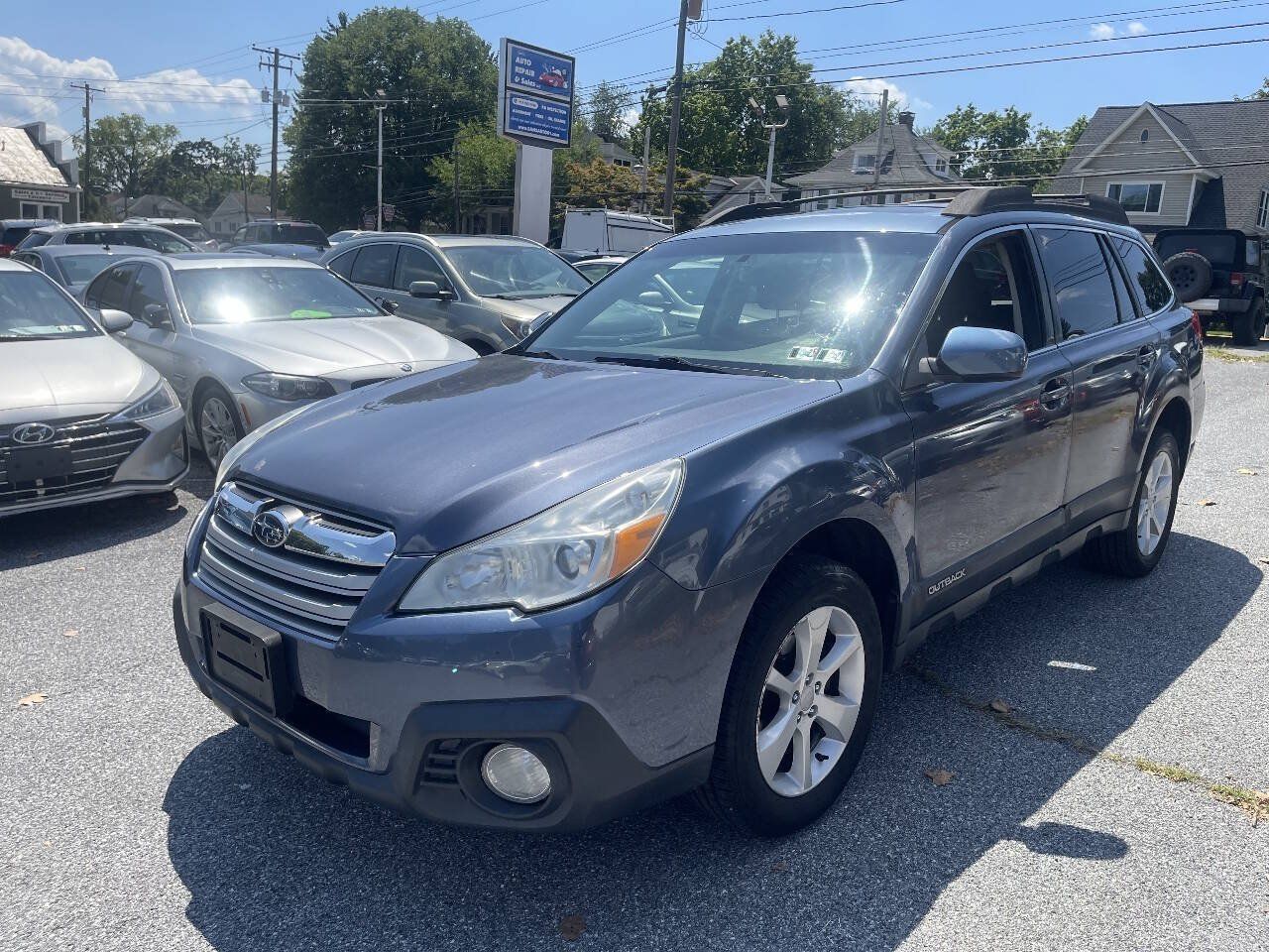 Used 2013 Subaru Outback 2.5i Premium AWD/4WD image 35