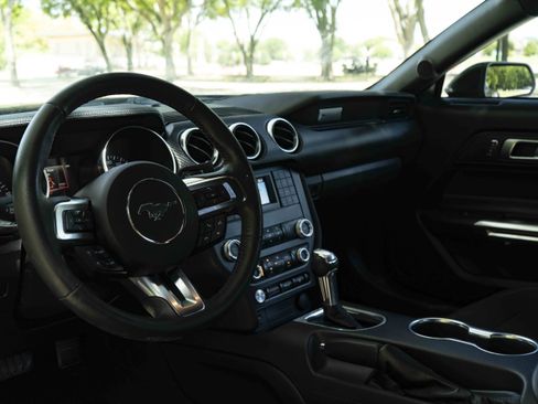 Used 2021 Ford Mustang Coupe RWD image 16