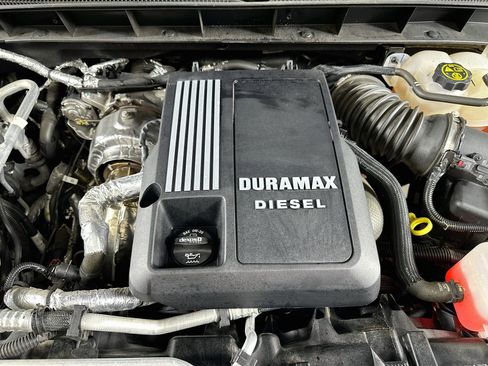 Used 2021 GMC Sierra 1500 AT4 w/ AT4 Premium Package AWD/4WD image 33