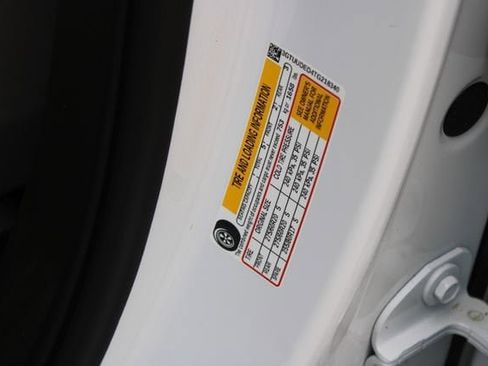 Certified 2026 GMC Sierra 1500 SLT w/ SLT Premium Plus Package image 31