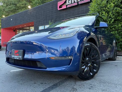 Used 2021 Tesla Model Y Long Range AWD/4WD image 2