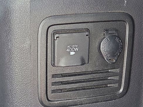 Used 2014 Toyota 4Runner Limited image 15