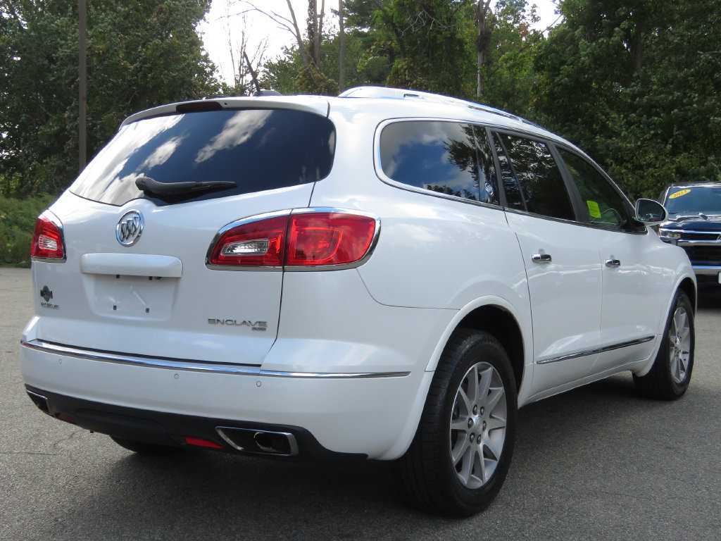 Used 2017 Buick Enclave Leather w/ Trailering Package AWD/4WD image 5