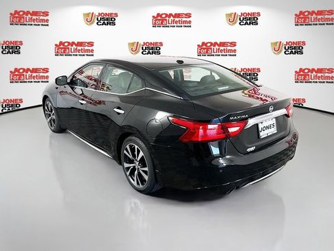 Used 2017 Nissan Maxima 3.5 SV FWD image 2