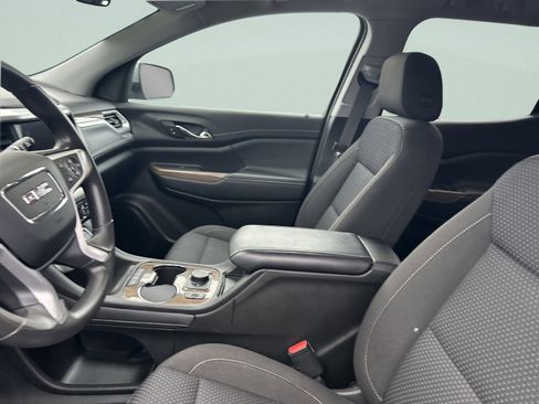 Used 2023 GMC Acadia SLE w/ Driver Convenience Package image 11