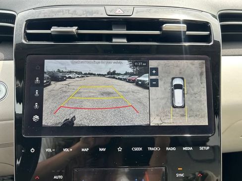 Used 2024 Hyundai Tucson Limited AWD/4WD image 18