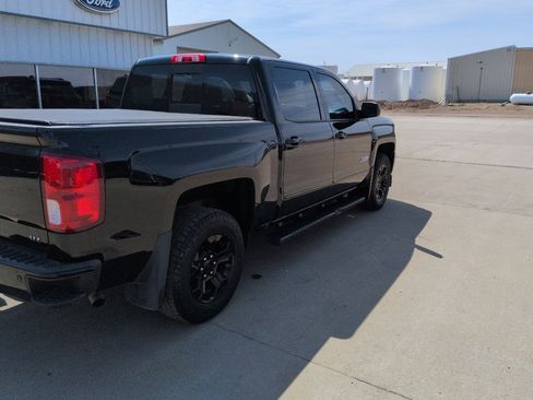 Used 2018 Chevrolet Silverado 1500 LTZ Z71 w/ LTZ Plus Package AWD/4WD image 9