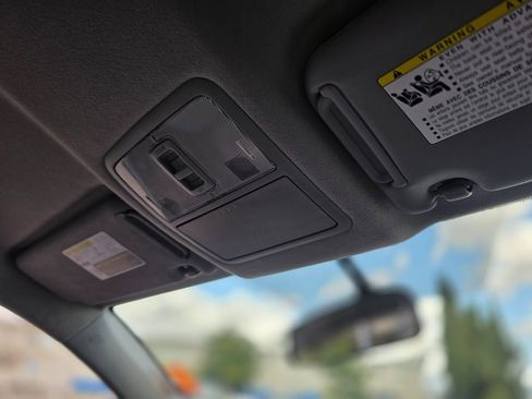 Used 2006 Toyota RAV4 2WD image 18