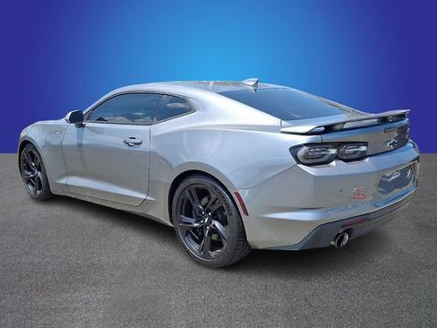 Used 2019 Chevrolet Camaro SS RWD image 5