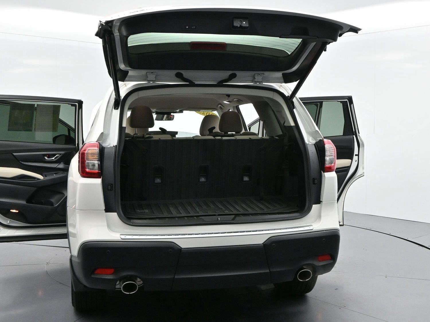 Used 2025 Subaru Ascent Premium w/ Premium Package AWD/4WD image 42