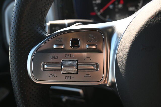 Used 2024 Mercedes-Benz G 550 image 39