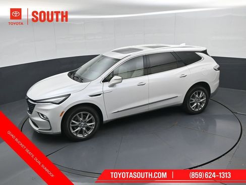 Used 2023 Buick Enclave Essence w/ Experience Buick Package AWD/4WD image 51