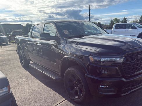 Used 2025 RAM 1500 Big Horn AWD/4WD image 7