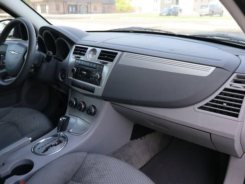 Used 2008 Chrysler Sebring LX FWD image 17