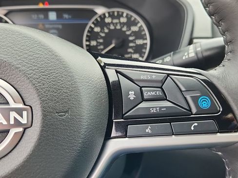 Used 2024 Nissan Altima 2.5 SV w/ SV Premium Package image 18