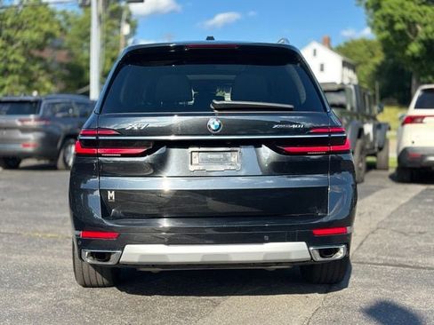 Used 2026 BMW X7 xDrive40i AWD/4WD image 4