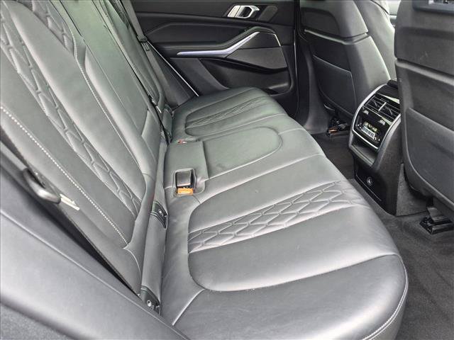 Used 2021 BMW X5 sDrive40i w/ M Sport Package RWD image 19