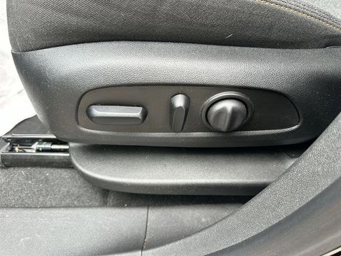 Used 2024 Chevrolet Equinox LT w/ LPO, Floor Liner Package image 15