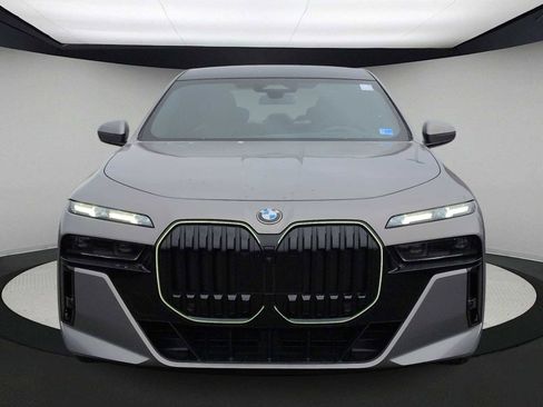 New 2026 BMW 760i xDrive w/ Executive Package AWD/4WD image 3