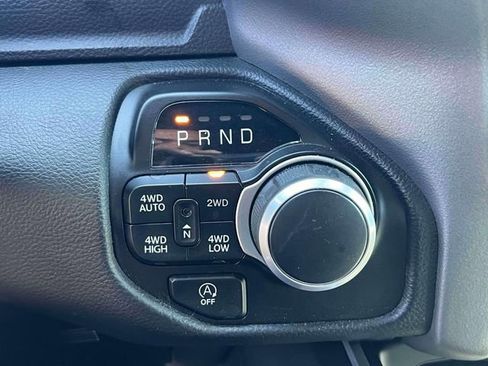 Used 2022 RAM 1500 Big Horn AWD/4WD image 16