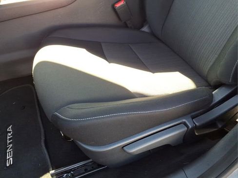 Used 2025 Nissan Sentra SV w/ Trunk Package FWD image 13