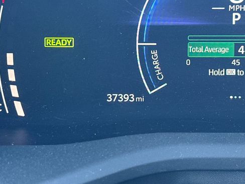 Used 2025 Toyota Camry LE image 41