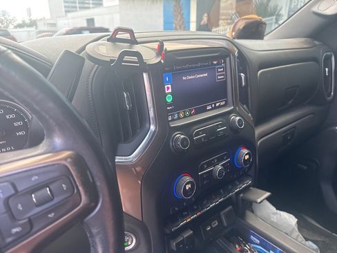 Used 2019 Chevrolet Silverado 1500 High Country w/ Z71 Off-Road Package image 20