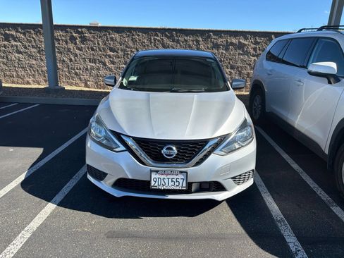 Used 2019 Nissan Sentra S FWD image 3
