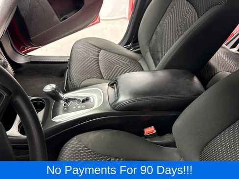 Used 2019 Dodge Journey SE FWD image 20
