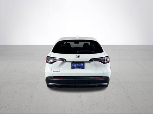 Certified 2023 Honda HR-V LX image 8