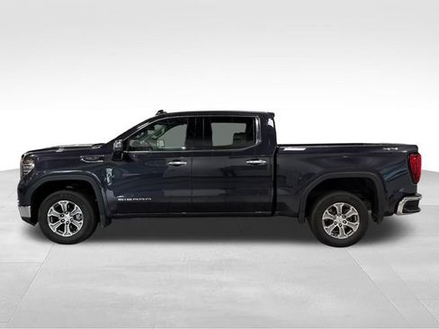 Used 2025 GMC Sierra 1500 SLT AWD/4WD image 8