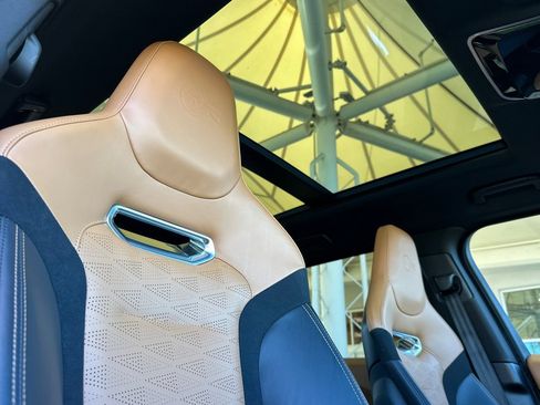 Used 2022 Land Rover Range Rover Sport SVR image 20