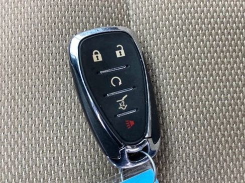 Certified 2023 Chevrolet Traverse LT image 24