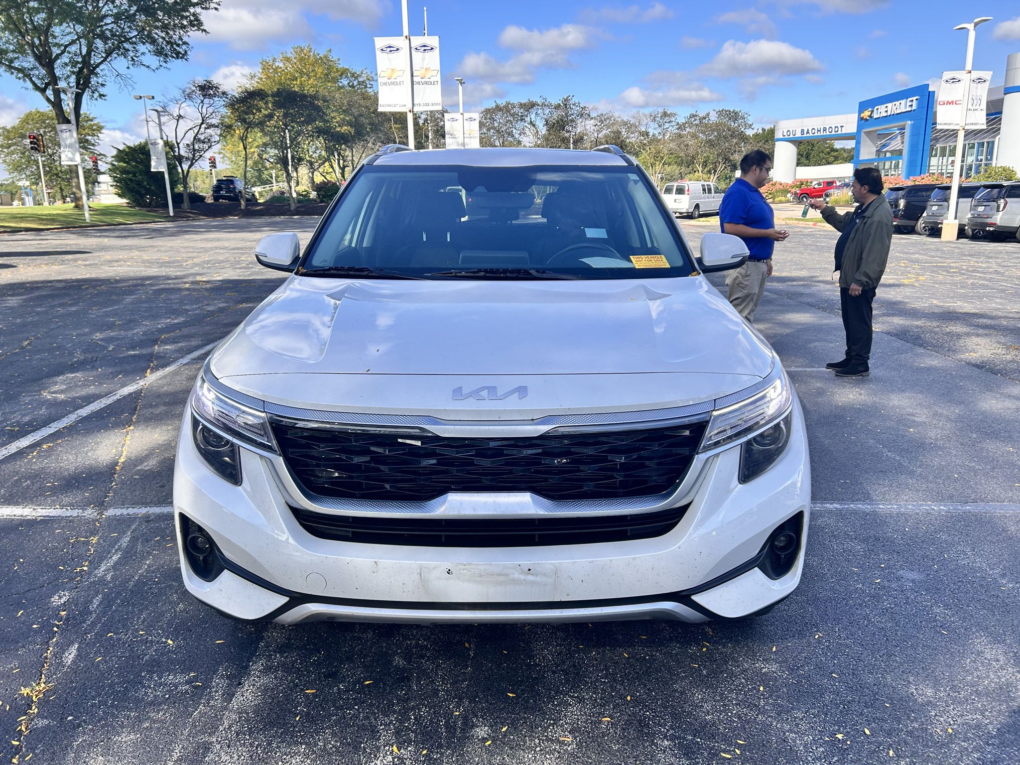 Used 2023 Kia Seltos EX AWD/4WD image 2
